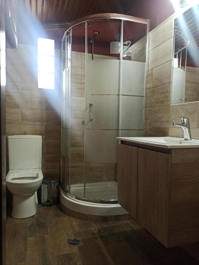 Forestrock Studio For Sale Too 斯巴达 外观 照片