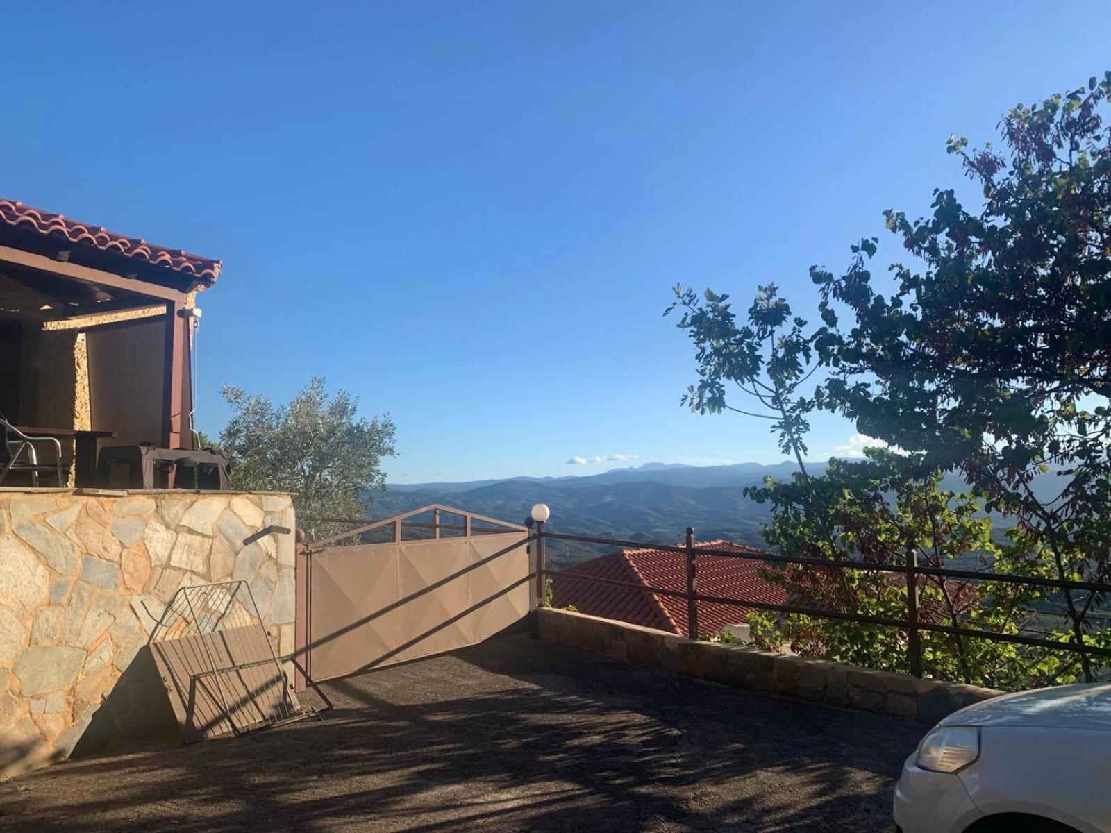 Forestrock Studio For Sale Too 斯巴达 外观 照片